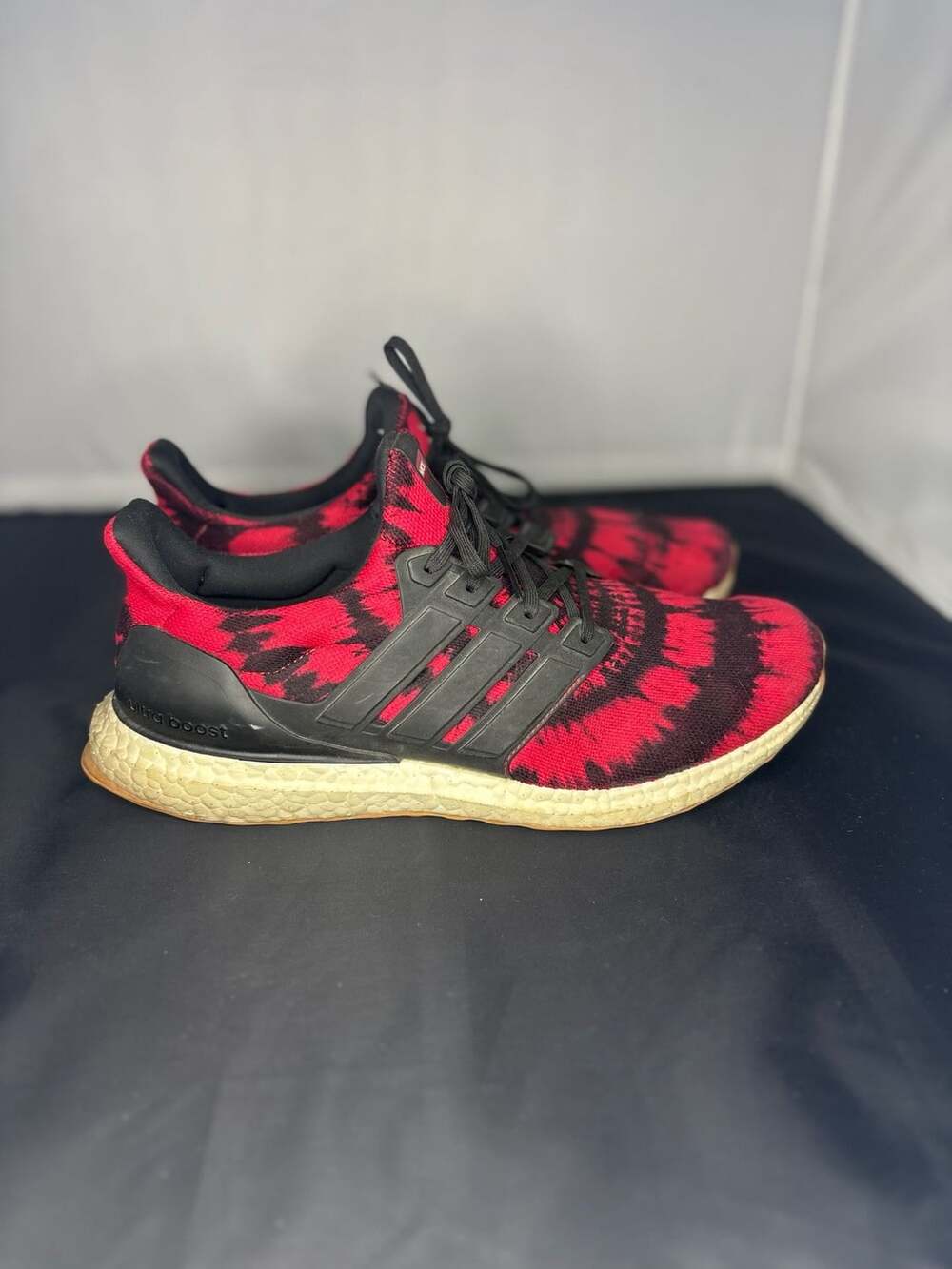 Adidas Ultra Boost Nice Kicks No Vacancy GV7517 Red Black Gum